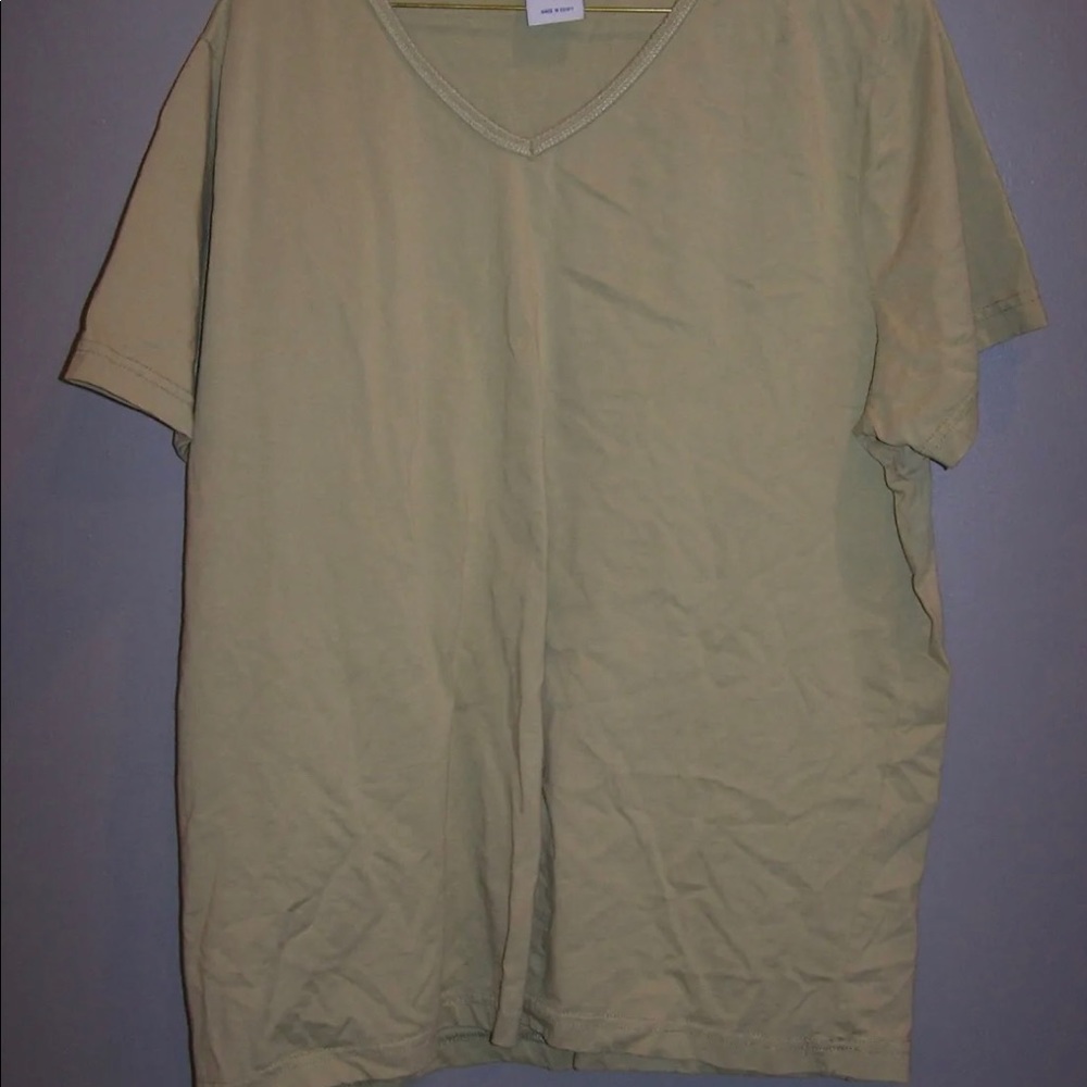Super Trendy Green Short
Sleeve Top